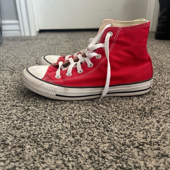 All-Star Red Converse - Picture 1 of 6